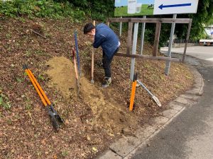 看板穴掘り　宮城　仙台看板製作のSQUARE-スクエア-